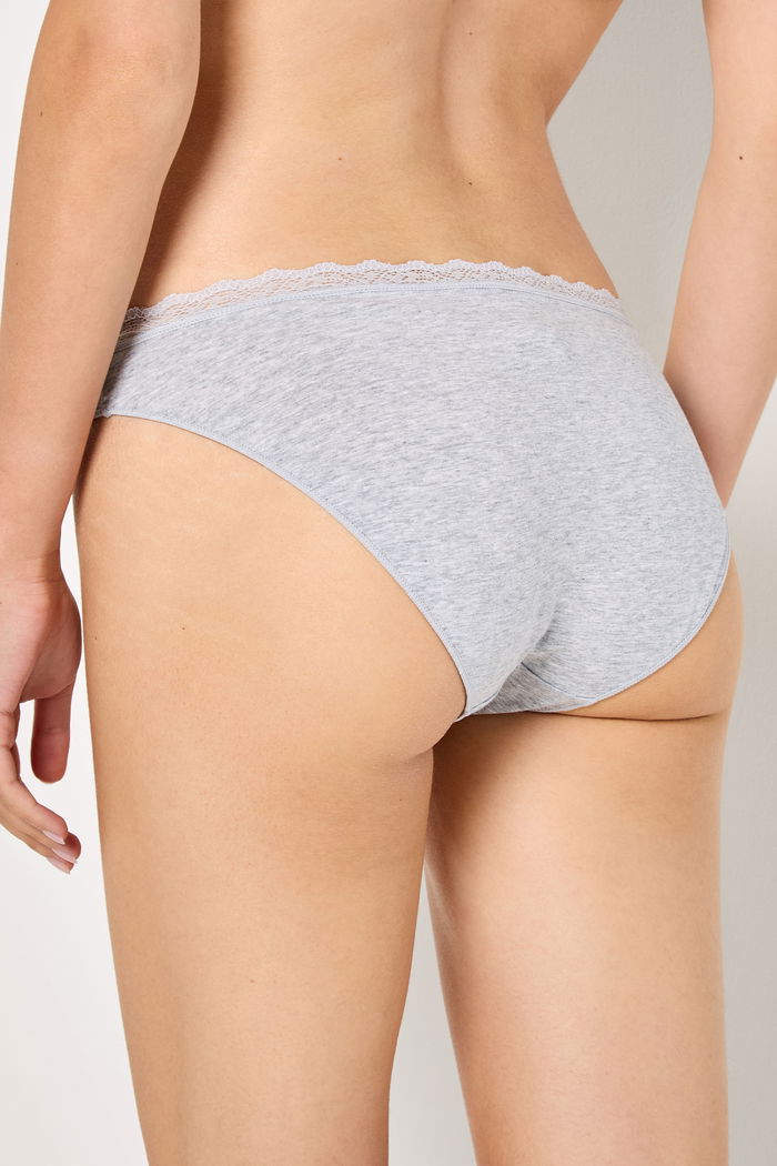 Low Waist Basic Panty with Lace product image 2