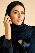 عباية جاكارد بياقة وأكمام ساتان product image 4