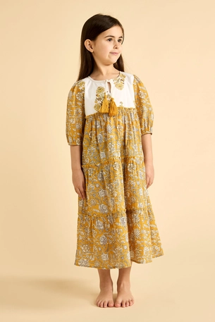 Girls' Wide Cut Printed Kaftan with Tassels product image