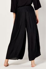 Loose Pants with Pleats product image 3