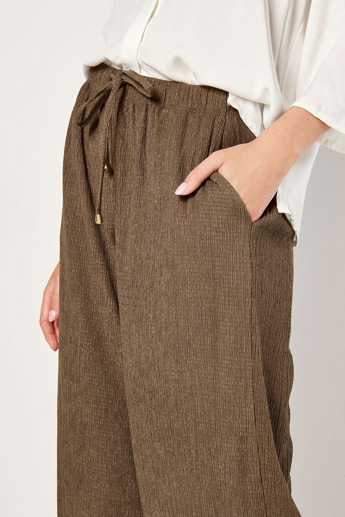 Loose Textured Pants with Waist Tie product image 4