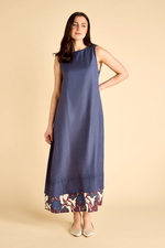 Sleevless Dress with Printed Hem product image 1