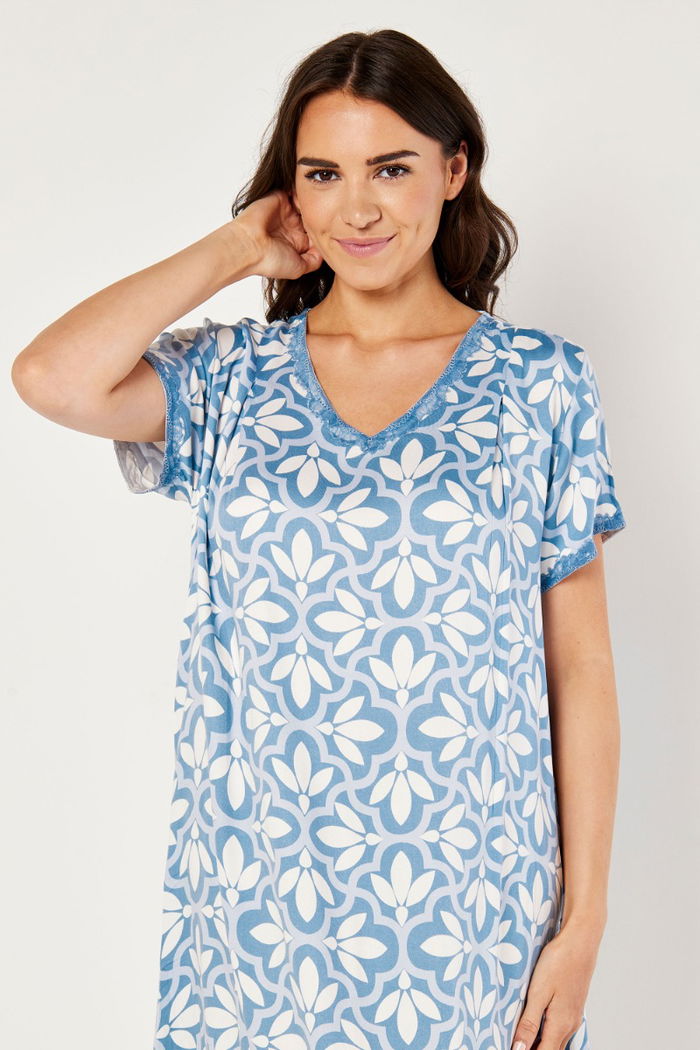 Wide Printed Night Gown with V Neck product image 2