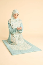 Printed Velvet Prayer Mat with Bag product image 1