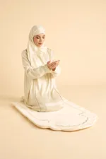 Prayer Dress with Zipper and Lace Details on Sleeves product image 5