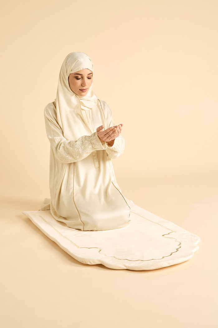 Prayer Dress with Zipper and Lace Details on Sleeves product image 5