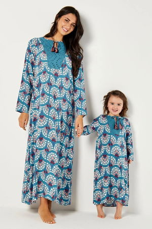 Little Girl's Matching Kaftan product image